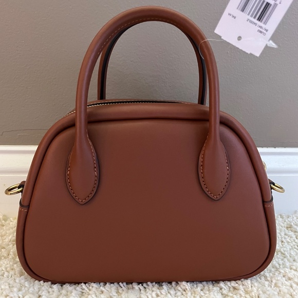 Coach Borough Bowling Bag in 1941 Saddle - Picture 4 of 16